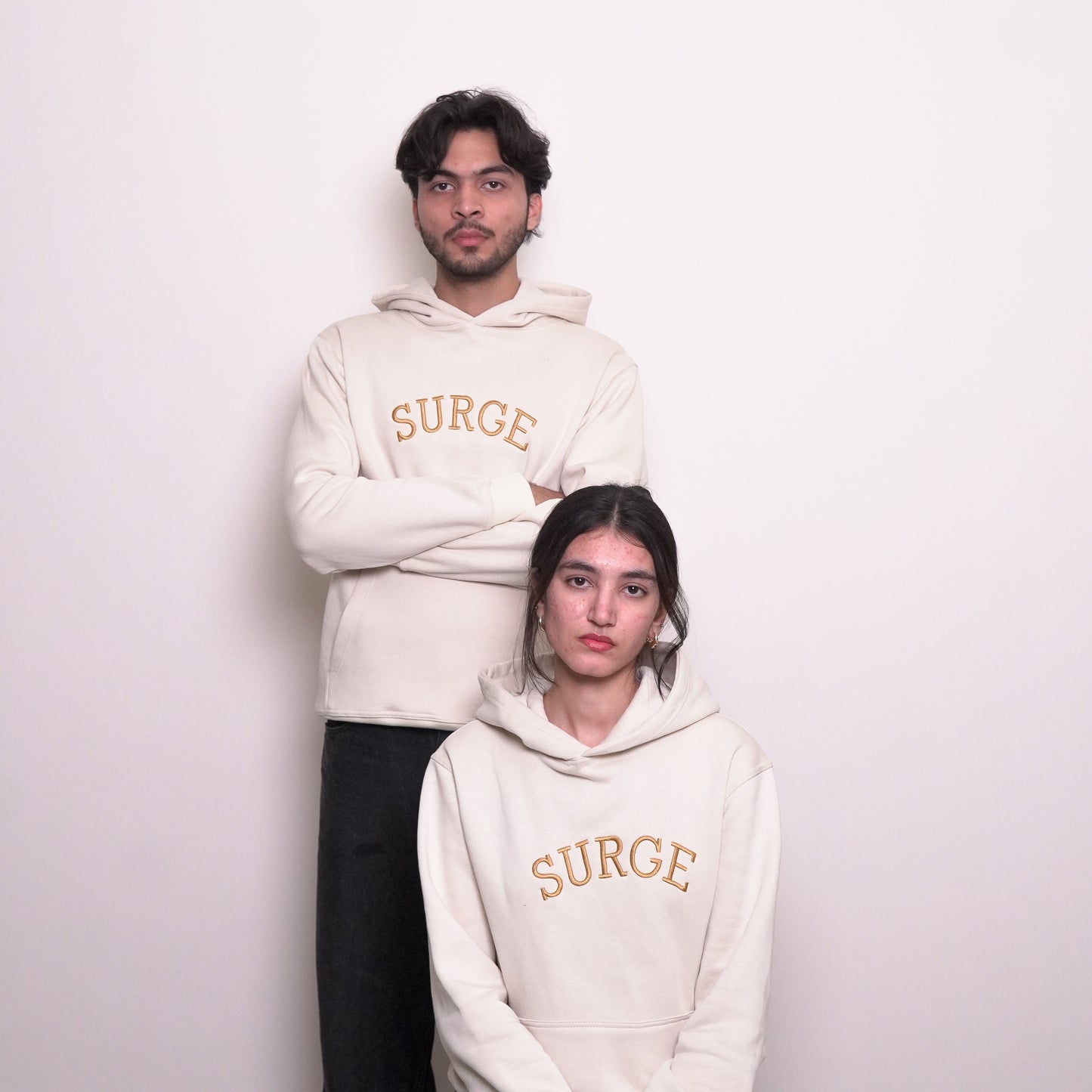 SURGE Minimalist Hoodie – Gold White Edition