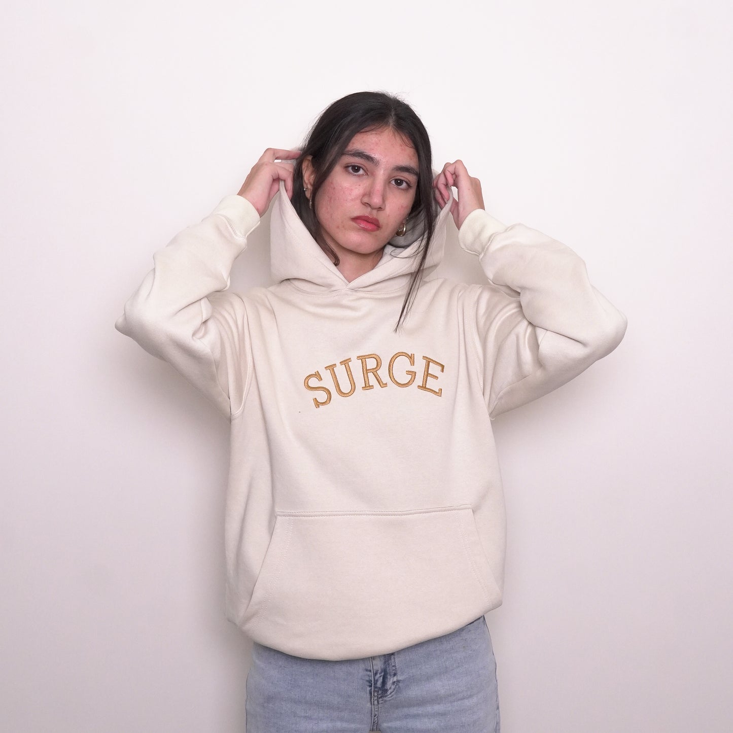 SURGE Minimalist Hoodie – Gold White Edition